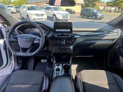 Oxford White 2023 Ford Escape ST-Line