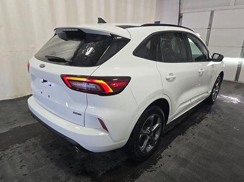 Oxford White 2023 Ford Escape ST-Line