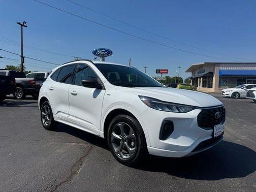 Oxford White 2023 Ford Escape ST-Line