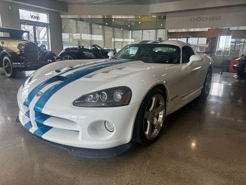 Viper White Clearcoat/Black Soft Top 2009 Dodge Viper SRT10