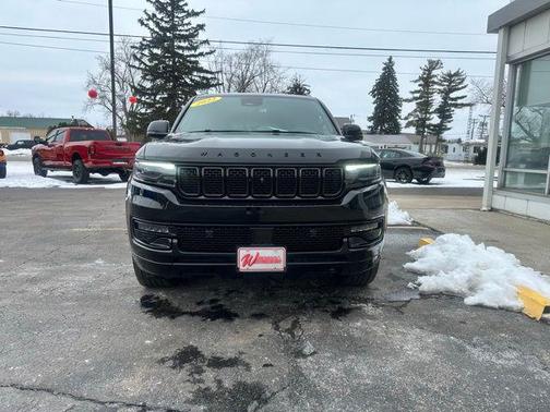 2022 Jeep Wagoneer Series III Carbide 4x4