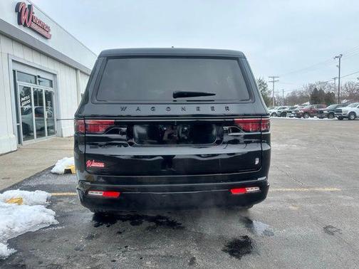 2022 Jeep Wagoneer Series III Carbide 4x4