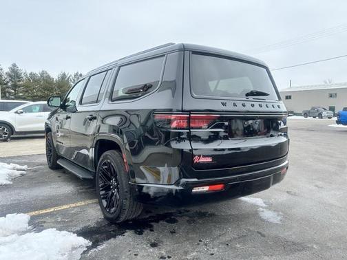 2022 Jeep Wagoneer Series III Carbide 4x4