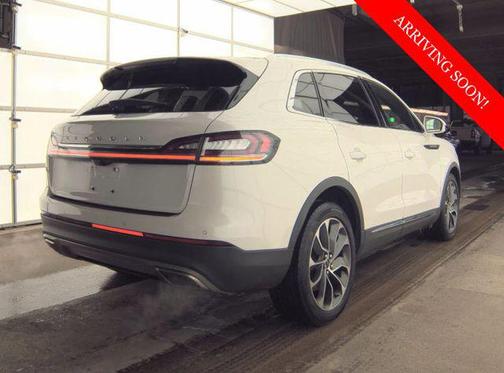 2022 Lincoln Nautilus Reserve