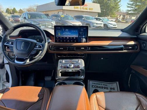 2022 Lincoln Nautilus Reserve