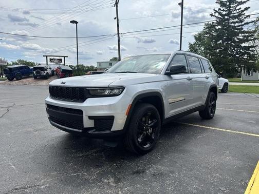 2025 Jeep Grand Cherokee L Altitude