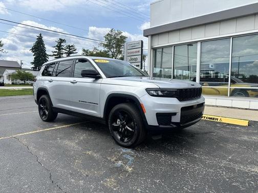 2025 Jeep Grand Cherokee L Altitude