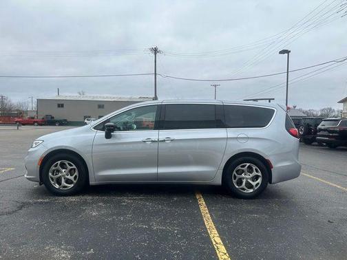 2024 Chrysler Pacifica Limited