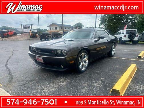 Granite Crystal Metallic Clearcoat 2014 Dodge Challenger R/T