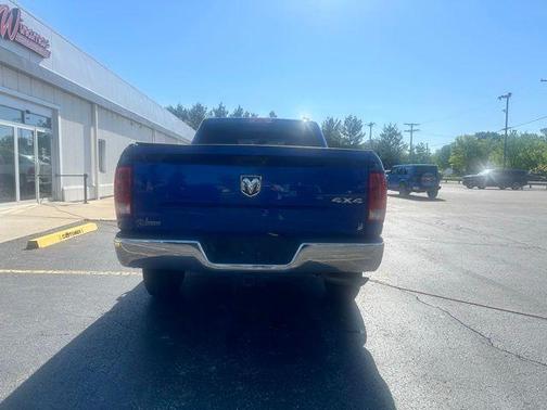 Blue Streak Pearlcoat 2014 RAM 1500 Tradesman