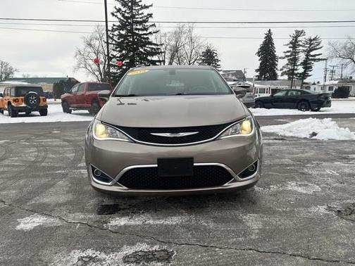 2018 Chrysler Pacifica Touring-L Plus
