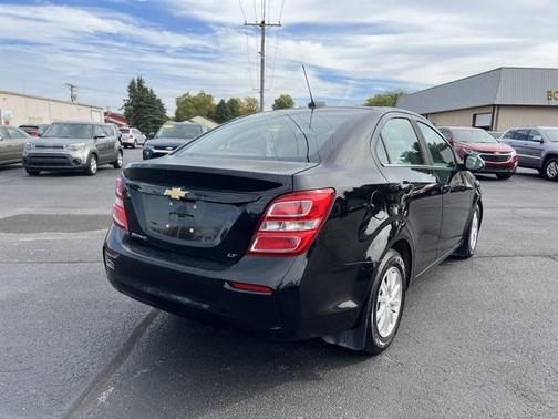 2017 Chevrolet Sonic LT