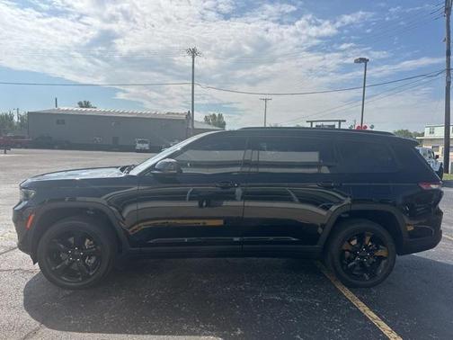 2022 Jeep Grand Cherokee L Altitude
