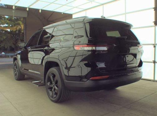 2022 Jeep Grand Cherokee L Altitude