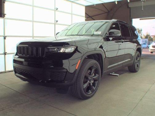 2022 Jeep Grand Cherokee L Altitude