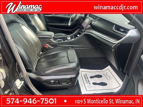 Diamond Black Crystal Pearlcoat 2024 Jeep Grand Cherokee L Limited