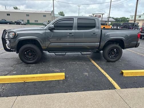 2020 Toyota Tacoma SR5