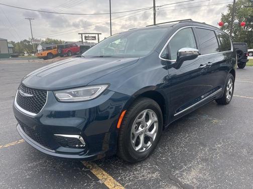 2022 Chrysler Pacifica Limited