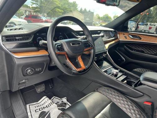 2023 Jeep Grand Cherokee L Summit Reserve