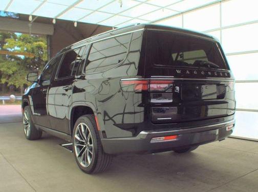 2022 Jeep Wagoneer Series III 4x4