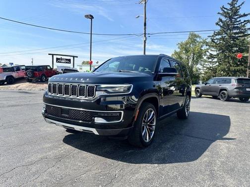2022 Jeep Wagoneer Series III 4x4