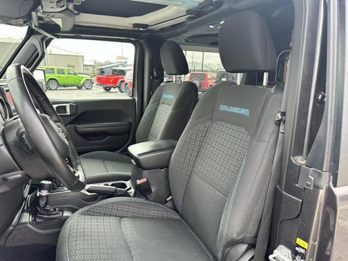 2021 Jeep Wrangler Islander 4X4