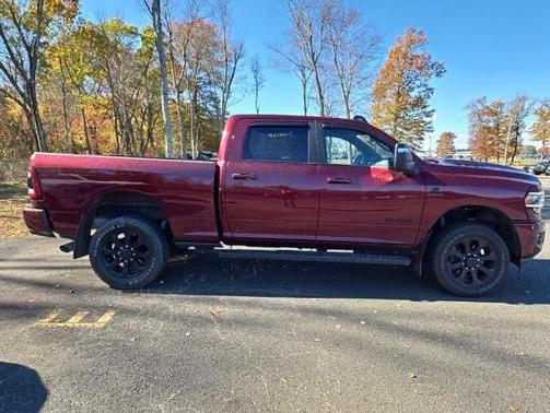 2024 RAM 2500 Laramie Crew Cab 4x4 6'4' Box