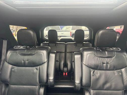 Iconic Silver Metallic 2021 Ford Explorer ST