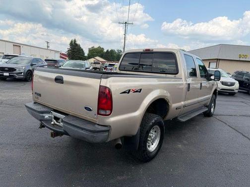 Gold 1999 Ford F-250 XLT