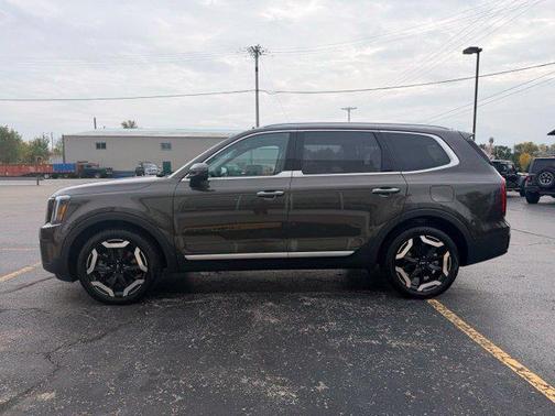 Dark Moss 2025 Kia Telluride S