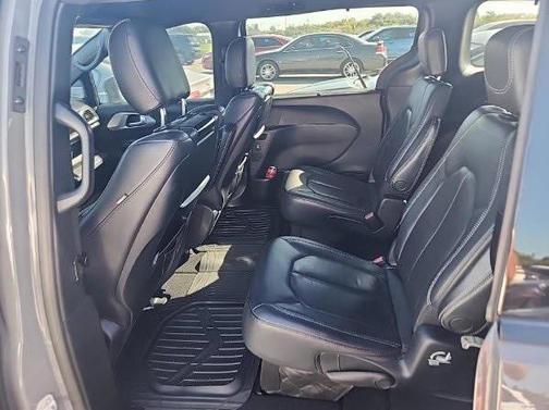 2020 Chrysler Pacifica Touring-L Plus