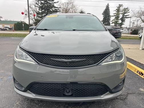 2020 Chrysler Pacifica Touring-L Plus