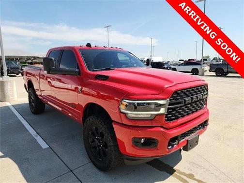2022 RAM 2500 Big Horn Crew Cab 4x4 6'4' Box