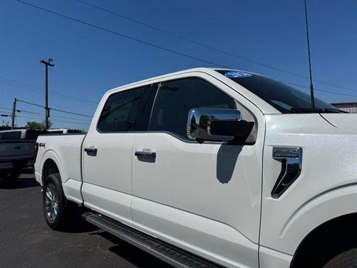 Star White Metallic Tri-Coat 2026 Ford F-150 Lariat