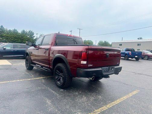 Delmonico Red Pearlcoat 2021 RAM 1500 Classic SLT