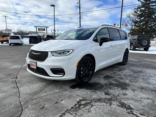 2025 Chrysler Pacifica Limited