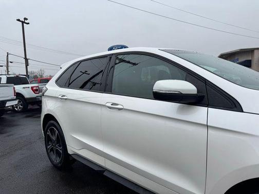 2019 Ford Edge ST