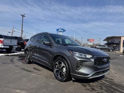 2023 Ford Escape ST-Line Select