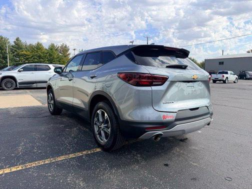 Sterling Gray Metallic 2025 Chevrolet Blazer 2LT