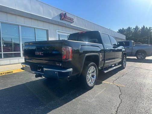 Onyx Black 2017 GMC Sierra 1500 SLT
