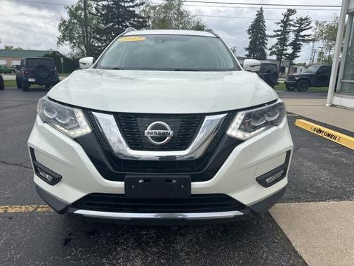 2017 Nissan Rogue SL