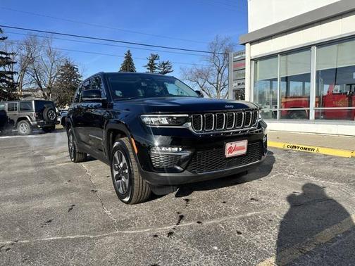 2022 Jeep Grand Cherokee 4xe Base