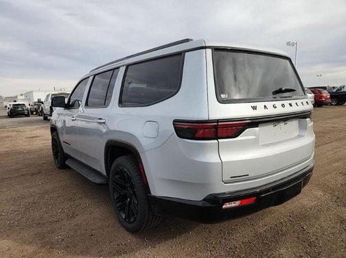 2023 Jeep Wagoneer Series II Carbide 4x4