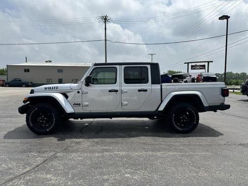 2022 Jeep Gladiator Willys 4x4