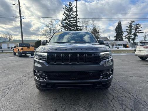 2024 Jeep Wagoneer Series II Carbide
