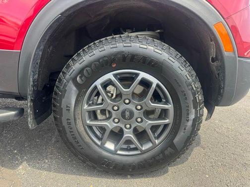 Ruby Red Metallic Tinted Clearcoat 2025 Ford Ranger XLT