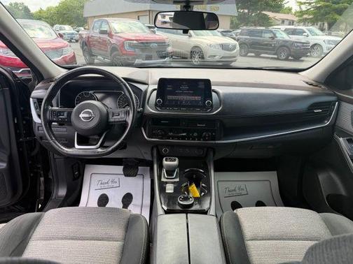 Super Black 2022 Nissan Rogue S