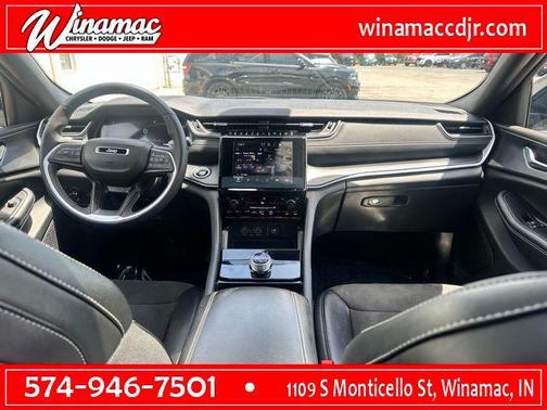 Bright White Clearcoat 2023 Jeep Grand Cherokee L Altitude