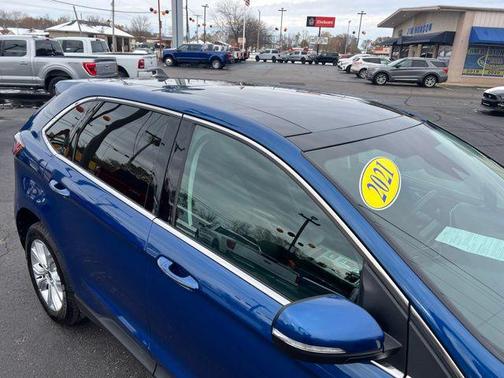 2021 Ford Edge Titanium