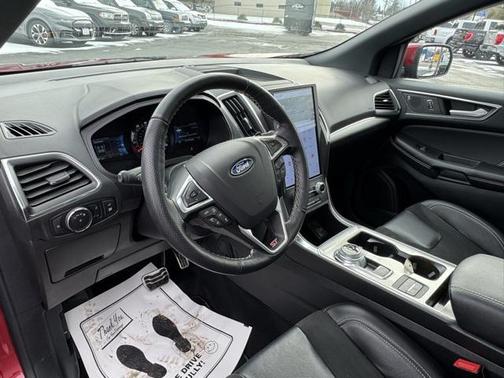2022 Ford Edge ST